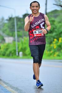 BIB: 560
                            <button type="button" onclick="openModal(5686792)" class="btn btn-primary btn-sm float-right btn-popup" data-toggle="modal" data-target=".modal-high-quality">
                        <i class="fas fa-shopping-cart"></i> Add to Cart
                    </button>
                                            <button type="button" onclick="isThisMe(5686792, true)" class="btn btn-success btn-sm float-right btn-popup btn-isme hidden" data-toggle="tooltip" data-placement="bottom" title="นี่คือรูปของคุณใช่ไหม คลิกที่นี่เพื่อเอาเข้าอัลบั้ม">
                        <i class="fas fa-plus"></i> Add to album
                    </button>
                    <button type="button" onclick="isThisMe(5686792, false)" class="btn btn-warning btn-sm float-right btn-popup btn-isnotme hidden">
                        <i class="fas fa-ban"></i> Remove from album
                    </button>