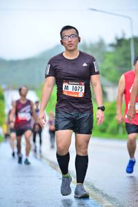 BIB: 1075
                            <button type="button" onclick="openModal(5679665)" class="btn btn-primary btn-sm float-right btn-popup" data-toggle="modal" data-target=".modal-high-quality">
                        <i class="fas fa-shopping-cart"></i> Add to Cart
                    </button>
                                            <button type="button" onclick="isThisMe(5679665, true)" class="btn btn-success btn-sm float-right btn-popup btn-isme hidden" data-toggle="tooltip" data-placement="bottom" title="นี่คือรูปของคุณใช่ไหม คลิกที่นี่เพื่อเอาเข้าอัลบั้ม">
                        <i class="fas fa-plus"></i> Add to album
                    </button>
                    <button type="button" onclick="isThisMe(5679665, false)" class="btn btn-warning btn-sm float-right btn-popup btn-isnotme hidden">
                        <i class="fas fa-ban"></i> Remove from album
                    </button>