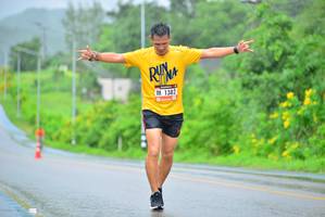 BIB: 1382
                            <button type="button" onclick="openModal(5659142)" class="btn btn-primary btn-sm float-right btn-popup" data-toggle="modal" data-target=".modal-high-quality">
                        <i class="fas fa-shopping-cart"></i> Add to Cart
                    </button>
                                            <button type="button" onclick="isThisMe(5659142, true)" class="btn btn-success btn-sm float-right btn-popup btn-isme hidden" data-toggle="tooltip" data-placement="bottom" title="นี่คือรูปของคุณใช่ไหม คลิกที่นี่เพื่อเอาเข้าอัลบั้ม">
                        <i class="fas fa-plus"></i> Add to album
                    </button>
                    <button type="button" onclick="isThisMe(5659142, false)" class="btn btn-warning btn-sm float-right btn-popup btn-isnotme hidden">
                        <i class="fas fa-ban"></i> Remove from album
                    </button>