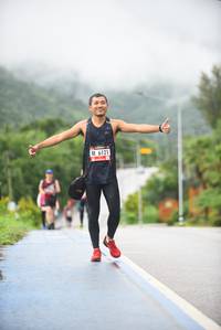 BIB: 6121
                            <button type="button" onclick="openModal(5794119)" class="btn btn-primary btn-sm float-right btn-popup" data-toggle="modal" data-target=".modal-high-quality">
                        <i class="fas fa-shopping-cart"></i> Add to Cart
                    </button>
                                            <button type="button" onclick="isThisMe(5794119, true)" class="btn btn-success btn-sm float-right btn-popup btn-isme hidden" data-toggle="tooltip" data-placement="bottom" title="นี่คือรูปของคุณใช่ไหม คลิกที่นี่เพื่อเอาเข้าอัลบั้ม">
                        <i class="fas fa-plus"></i> Add to album
                    </button>
                    <button type="button" onclick="isThisMe(5794119, false)" class="btn btn-warning btn-sm float-right btn-popup btn-isnotme hidden">
                        <i class="fas fa-ban"></i> Remove from album
                    </button>