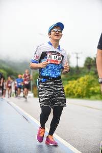 BIB: 5530
                            <button type="button" onclick="openModal(5791999)" class="btn btn-primary btn-sm float-right btn-popup" data-toggle="modal" data-target=".modal-high-quality">
                        <i class="fas fa-shopping-cart"></i> Add to Cart
                    </button>
                                            <button type="button" onclick="isThisMe(5791999, true)" class="btn btn-success btn-sm float-right btn-popup btn-isme hidden" data-toggle="tooltip" data-placement="bottom" title="นี่คือรูปของคุณใช่ไหม คลิกที่นี่เพื่อเอาเข้าอัลบั้ม">
                        <i class="fas fa-plus"></i> Add to album
                    </button>
                    <button type="button" onclick="isThisMe(5791999, false)" class="btn btn-warning btn-sm float-right btn-popup btn-isnotme hidden">
                        <i class="fas fa-ban"></i> Remove from album
                    </button>