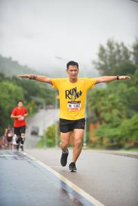 BIB: 1382
                            <button type="button" onclick="openModal(5781801)" class="btn btn-primary btn-sm float-right btn-popup" data-toggle="modal" data-target=".modal-high-quality">
                        <i class="fas fa-shopping-cart"></i> Add to Cart
                    </button>
                                            <button type="button" onclick="isThisMe(5781801, true)" class="btn btn-success btn-sm float-right btn-popup btn-isme hidden" data-toggle="tooltip" data-placement="bottom" title="นี่คือรูปของคุณใช่ไหม คลิกที่นี่เพื่อเอาเข้าอัลบั้ม">
                        <i class="fas fa-plus"></i> Add to album
                    </button>
                    <button type="button" onclick="isThisMe(5781801, false)" class="btn btn-warning btn-sm float-right btn-popup btn-isnotme hidden">
                        <i class="fas fa-ban"></i> Remove from album
                    </button>