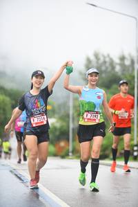 BIB: 7214, 7192
                            <button type="button" onclick="openModal(5796385)" class="btn btn-primary btn-sm float-right btn-popup" data-toggle="modal" data-target=".modal-high-quality">
                        <i class="fas fa-shopping-cart"></i> Add to Cart
                    </button>
                                            <button type="button" onclick="isThisMe(5796385, true)" class="btn btn-success btn-sm float-right btn-popup btn-isme hidden" data-toggle="tooltip" data-placement="bottom" title="นี่คือรูปของคุณใช่ไหม คลิกที่นี่เพื่อเอาเข้าอัลบั้ม">
                        <i class="fas fa-plus"></i> Add to album
                    </button>
                    <button type="button" onclick="isThisMe(5796385, false)" class="btn btn-warning btn-sm float-right btn-popup btn-isnotme hidden">
                        <i class="fas fa-ban"></i> Remove from album
                    </button>