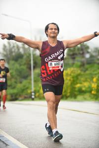 BIB: 6001
                            <button type="button" onclick="openModal(5785640)" class="btn btn-primary btn-sm float-right btn-popup" data-toggle="modal" data-target=".modal-high-quality">
                        <i class="fas fa-shopping-cart"></i> Add to Cart
                    </button>
                                            <button type="button" onclick="isThisMe(5785640, true)" class="btn btn-success btn-sm float-right btn-popup btn-isme hidden" data-toggle="tooltip" data-placement="bottom" title="นี่คือรูปของคุณใช่ไหม คลิกที่นี่เพื่อเอาเข้าอัลบั้ม">
                        <i class="fas fa-plus"></i> Add to album
                    </button>
                    <button type="button" onclick="isThisMe(5785640, false)" class="btn btn-warning btn-sm float-right btn-popup btn-isnotme hidden">
                        <i class="fas fa-ban"></i> Remove from album
                    </button>