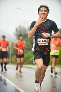 BIB: 6180
                            <button type="button" onclick="openModal(5774356)" class="btn btn-primary btn-sm float-right btn-popup" data-toggle="modal" data-target=".modal-high-quality">
                        <i class="fas fa-shopping-cart"></i> Add to Cart
                    </button>
                                            <button type="button" onclick="isThisMe(5774356, true)" class="btn btn-success btn-sm float-right btn-popup btn-isme hidden" data-toggle="tooltip" data-placement="bottom" title="นี่คือรูปของคุณใช่ไหม คลิกที่นี่เพื่อเอาเข้าอัลบั้ม">
                        <i class="fas fa-plus"></i> Add to album
                    </button>
                    <button type="button" onclick="isThisMe(5774356, false)" class="btn btn-warning btn-sm float-right btn-popup btn-isnotme hidden">
                        <i class="fas fa-ban"></i> Remove from album
                    </button>