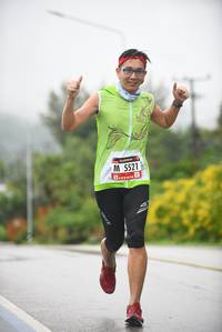 BIB: 5521
                            <button type="button" onclick="openModal(5795624)" class="btn btn-primary btn-sm float-right btn-popup" data-toggle="modal" data-target=".modal-high-quality">
                        <i class="fas fa-shopping-cart"></i> Add to Cart
                    </button>
                                            <button type="button" onclick="isThisMe(5795624, true)" class="btn btn-success btn-sm float-right btn-popup btn-isme hidden" data-toggle="tooltip" data-placement="bottom" title="นี่คือรูปของคุณใช่ไหม คลิกที่นี่เพื่อเอาเข้าอัลบั้ม">
                        <i class="fas fa-plus"></i> Add to album
                    </button>
                    <button type="button" onclick="isThisMe(5795624, false)" class="btn btn-warning btn-sm float-right btn-popup btn-isnotme hidden">
                        <i class="fas fa-ban"></i> Remove from album
                    </button>