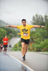 BIB: 1382
                            <button type="button" onclick="openModal(5782000)" class="btn btn-primary btn-sm float-right btn-popup" data-toggle="modal" data-target=".modal-high-quality">
                        <i class="fas fa-shopping-cart"></i> Add to Cart
                    </button>
                                            <button type="button" onclick="isThisMe(5782000, true)" class="btn btn-success btn-sm float-right btn-popup btn-isme hidden" data-toggle="tooltip" data-placement="bottom" title="นี่คือรูปของคุณใช่ไหม คลิกที่นี่เพื่อเอาเข้าอัลบั้ม">
                        <i class="fas fa-plus"></i> Add to album
                    </button>
                    <button type="button" onclick="isThisMe(5782000, false)" class="btn btn-warning btn-sm float-right btn-popup btn-isnotme hidden">
                        <i class="fas fa-ban"></i> Remove from album
                    </button>