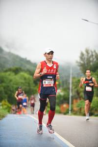 BIB: 5032
                            <button type="button" onclick="openModal(5774903)" class="btn btn-primary btn-sm float-right btn-popup" data-toggle="modal" data-target=".modal-high-quality">
                        <i class="fas fa-shopping-cart"></i> Add to Cart
                    </button>
                                            <button type="button" onclick="isThisMe(5774903, true)" class="btn btn-success btn-sm float-right btn-popup btn-isme hidden" data-toggle="tooltip" data-placement="bottom" title="นี่คือรูปของคุณใช่ไหม คลิกที่นี่เพื่อเอาเข้าอัลบั้ม">
                        <i class="fas fa-plus"></i> Add to album
                    </button>
                    <button type="button" onclick="isThisMe(5774903, false)" class="btn btn-warning btn-sm float-right btn-popup btn-isnotme hidden">
                        <i class="fas fa-ban"></i> Remove from album
                    </button>