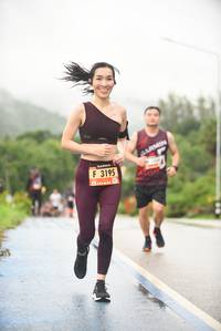 BIB: 3195
                            <button type="button" onclick="openModal(5780382)" class="btn btn-primary btn-sm float-right btn-popup" data-toggle="modal" data-target=".modal-high-quality">
                        <i class="fas fa-shopping-cart"></i> Add to Cart
                    </button>
                                            <button type="button" onclick="isThisMe(5780382, true)" class="btn btn-success btn-sm float-right btn-popup btn-isme hidden" data-toggle="tooltip" data-placement="bottom" title="นี่คือรูปของคุณใช่ไหม คลิกที่นี่เพื่อเอาเข้าอัลบั้ม">
                        <i class="fas fa-plus"></i> Add to album
                    </button>
                    <button type="button" onclick="isThisMe(5780382, false)" class="btn btn-warning btn-sm float-right btn-popup btn-isnotme hidden">
                        <i class="fas fa-ban"></i> Remove from album
                    </button>