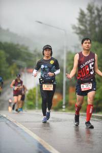 BIB: 3019, 5070
                            <button type="button" onclick="openModal(5773895)" class="btn btn-primary btn-sm float-right btn-popup" data-toggle="modal" data-target=".modal-high-quality">
                        <i class="fas fa-shopping-cart"></i> Add to Cart
                    </button>
                                            <button type="button" onclick="isThisMe(5773895, true)" class="btn btn-success btn-sm float-right btn-popup btn-isme hidden" data-toggle="tooltip" data-placement="bottom" title="นี่คือรูปของคุณใช่ไหม คลิกที่นี่เพื่อเอาเข้าอัลบั้ม">
                        <i class="fas fa-plus"></i> Add to album
                    </button>
                    <button type="button" onclick="isThisMe(5773895, false)" class="btn btn-warning btn-sm float-right btn-popup btn-isnotme hidden">
                        <i class="fas fa-ban"></i> Remove from album
                    </button>