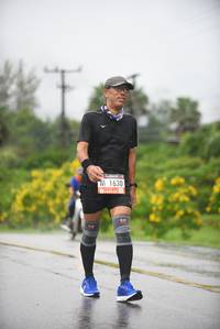 BIB: 1630
                            <button type="button" onclick="openModal(5775246)" class="btn btn-primary btn-sm float-right btn-popup" data-toggle="modal" data-target=".modal-high-quality">
                        <i class="fas fa-shopping-cart"></i> Add to Cart
                    </button>
                                            <button type="button" onclick="isThisMe(5775246, true)" class="btn btn-success btn-sm float-right btn-popup btn-isme hidden" data-toggle="tooltip" data-placement="bottom" title="นี่คือรูปของคุณใช่ไหม คลิกที่นี่เพื่อเอาเข้าอัลบั้ม">
                        <i class="fas fa-plus"></i> Add to album
                    </button>
                    <button type="button" onclick="isThisMe(5775246, false)" class="btn btn-warning btn-sm float-right btn-popup btn-isnotme hidden">
                        <i class="fas fa-ban"></i> Remove from album
                    </button>