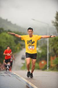 BIB: 1382
                            <button type="button" onclick="openModal(5781799)" class="btn btn-primary btn-sm float-right btn-popup" data-toggle="modal" data-target=".modal-high-quality">
                        <i class="fas fa-shopping-cart"></i> Add to Cart
                    </button>
                                            <button type="button" onclick="isThisMe(5781799, true)" class="btn btn-success btn-sm float-right btn-popup btn-isme hidden" data-toggle="tooltip" data-placement="bottom" title="นี่คือรูปของคุณใช่ไหม คลิกที่นี่เพื่อเอาเข้าอัลบั้ม">
                        <i class="fas fa-plus"></i> Add to album
                    </button>
                    <button type="button" onclick="isThisMe(5781799, false)" class="btn btn-warning btn-sm float-right btn-popup btn-isnotme hidden">
                        <i class="fas fa-ban"></i> Remove from album
                    </button>