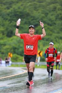 BIB: 6050
                            <button type="button" onclick="openModal(5530882)" class="btn btn-primary btn-sm float-right btn-popup" data-toggle="modal" data-target=".modal-high-quality">
                        <i class="fas fa-shopping-cart"></i> Add to Cart
                    </button>
                                            <button type="button" onclick="isThisMe(5530882, true)" class="btn btn-success btn-sm float-right btn-popup btn-isme hidden" data-toggle="tooltip" data-placement="bottom" title="นี่คือรูปของคุณใช่ไหม คลิกที่นี่เพื่อเอาเข้าอัลบั้ม">
                        <i class="fas fa-plus"></i> Add to album
                    </button>
                    <button type="button" onclick="isThisMe(5530882, false)" class="btn btn-warning btn-sm float-right btn-popup btn-isnotme hidden">
                        <i class="fas fa-ban"></i> Remove from album
                    </button>