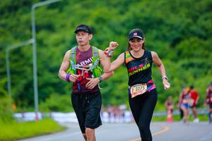 BIB: 3275
                            <button type="button" onclick="openModal(5706886)" class="btn btn-primary btn-sm float-right btn-popup" data-toggle="modal" data-target=".modal-high-quality">
                        <i class="fas fa-shopping-cart"></i> Add to Cart
                    </button>
                                            <button type="button" onclick="isThisMe(5706886, true)" class="btn btn-success btn-sm float-right btn-popup btn-isme hidden" data-toggle="tooltip" data-placement="bottom" title="นี่คือรูปของคุณใช่ไหม คลิกที่นี่เพื่อเอาเข้าอัลบั้ม">
                        <i class="fas fa-plus"></i> Add to album
                    </button>
                    <button type="button" onclick="isThisMe(5706886, false)" class="btn btn-warning btn-sm float-right btn-popup btn-isnotme hidden">
                        <i class="fas fa-ban"></i> Remove from album
                    </button>