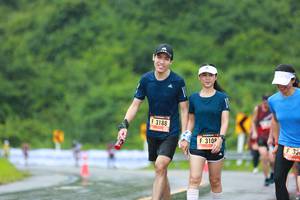 BIB: 3188, 310
                            <button type="button" onclick="openModal(5529383)" class="btn btn-primary btn-sm float-right btn-popup" data-toggle="modal" data-target=".modal-high-quality">
                        <i class="fas fa-shopping-cart"></i> Add to Cart
                    </button>
                                            <button type="button" onclick="isThisMe(5529383, true)" class="btn btn-success btn-sm float-right btn-popup btn-isme hidden" data-toggle="tooltip" data-placement="bottom" title="นี่คือรูปของคุณใช่ไหม คลิกที่นี่เพื่อเอาเข้าอัลบั้ม">
                        <i class="fas fa-plus"></i> Add to album
                    </button>
                    <button type="button" onclick="isThisMe(5529383, false)" class="btn btn-warning btn-sm float-right btn-popup btn-isnotme hidden">
                        <i class="fas fa-ban"></i> Remove from album
                    </button>