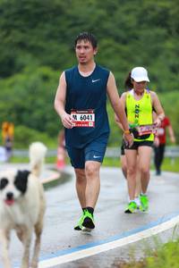 BIB: 6041
                            <button type="button" onclick="openModal(5530275)" class="btn btn-primary btn-sm float-right btn-popup" data-toggle="modal" data-target=".modal-high-quality">
                        <i class="fas fa-shopping-cart"></i> Add to Cart
                    </button>
                                            <button type="button" onclick="isThisMe(5530275, true)" class="btn btn-success btn-sm float-right btn-popup btn-isme hidden" data-toggle="tooltip" data-placement="bottom" title="นี่คือรูปของคุณใช่ไหม คลิกที่นี่เพื่อเอาเข้าอัลบั้ม">
                        <i class="fas fa-plus"></i> Add to album
                    </button>
                    <button type="button" onclick="isThisMe(5530275, false)" class="btn btn-warning btn-sm float-right btn-popup btn-isnotme hidden">
                        <i class="fas fa-ban"></i> Remove from album
                    </button>