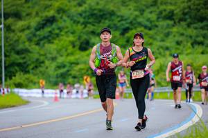 BIB: 3275
                            <button type="button" onclick="openModal(5706881)" class="btn btn-primary btn-sm float-right btn-popup" data-toggle="modal" data-target=".modal-high-quality">
                        <i class="fas fa-shopping-cart"></i> Add to Cart
                    </button>
                                            <button type="button" onclick="isThisMe(5706881, true)" class="btn btn-success btn-sm float-right btn-popup btn-isme hidden" data-toggle="tooltip" data-placement="bottom" title="นี่คือรูปของคุณใช่ไหม คลิกที่นี่เพื่อเอาเข้าอัลบั้ม">
                        <i class="fas fa-plus"></i> Add to album
                    </button>
                    <button type="button" onclick="isThisMe(5706881, false)" class="btn btn-warning btn-sm float-right btn-popup btn-isnotme hidden">
                        <i class="fas fa-ban"></i> Remove from album
                    </button>