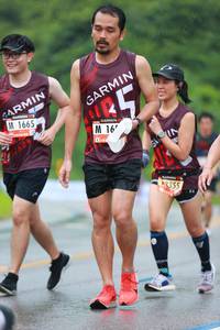 BIB: 1665, 3355
                            <button type="button" onclick="openModal(5528335)" class="btn btn-primary btn-sm float-right btn-popup" data-toggle="modal" data-target=".modal-high-quality">
                        <i class="fas fa-shopping-cart"></i> Add to Cart
                    </button>
                                            <button type="button" onclick="isThisMe(5528335, true)" class="btn btn-success btn-sm float-right btn-popup btn-isme hidden" data-toggle="tooltip" data-placement="bottom" title="นี่คือรูปของคุณใช่ไหม คลิกที่นี่เพื่อเอาเข้าอัลบั้ม">
                        <i class="fas fa-plus"></i> Add to album
                    </button>
                    <button type="button" onclick="isThisMe(5528335, false)" class="btn btn-warning btn-sm float-right btn-popup btn-isnotme hidden">
                        <i class="fas fa-ban"></i> Remove from album
                    </button>