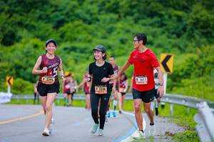 BIB: 3295, 1611, 3336
                            <button type="button" onclick="openModal(5707054)" class="btn btn-primary btn-sm float-right btn-popup" data-toggle="modal" data-target=".modal-high-quality">
                        <i class="fas fa-shopping-cart"></i> Add to Cart
                    </button>
                                            <button type="button" onclick="isThisMe(5707054, true)" class="btn btn-success btn-sm float-right btn-popup btn-isme hidden" data-toggle="tooltip" data-placement="bottom" title="นี่คือรูปของคุณใช่ไหม คลิกที่นี่เพื่อเอาเข้าอัลบั้ม">
                        <i class="fas fa-plus"></i> Add to album
                    </button>
                    <button type="button" onclick="isThisMe(5707054, false)" class="btn btn-warning btn-sm float-right btn-popup btn-isnotme hidden">
                        <i class="fas fa-ban"></i> Remove from album
                    </button>