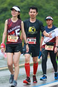 BIB: 3230, 5086, 3041
                            <button type="button" onclick="openModal(5529647)" class="btn btn-primary btn-sm float-right btn-popup" data-toggle="modal" data-target=".modal-high-quality">
                        <i class="fas fa-shopping-cart"></i> Add to Cart
                    </button>
                                            <button type="button" onclick="isThisMe(5529647, true)" class="btn btn-success btn-sm float-right btn-popup btn-isme hidden" data-toggle="tooltip" data-placement="bottom" title="นี่คือรูปของคุณใช่ไหม คลิกที่นี่เพื่อเอาเข้าอัลบั้ม">
                        <i class="fas fa-plus"></i> Add to album
                    </button>
                    <button type="button" onclick="isThisMe(5529647, false)" class="btn btn-warning btn-sm float-right btn-popup btn-isnotme hidden">
                        <i class="fas fa-ban"></i> Remove from album
                    </button>