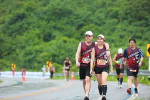 BIB: 3352, 1583
                            <button type="button" onclick="openModal(5528378)" class="btn btn-primary btn-sm float-right btn-popup" data-toggle="modal" data-target=".modal-high-quality">
                        <i class="fas fa-shopping-cart"></i> Add to Cart
                    </button>
                                            <button type="button" onclick="isThisMe(5528378, true)" class="btn btn-success btn-sm float-right btn-popup btn-isme hidden" data-toggle="tooltip" data-placement="bottom" title="นี่คือรูปของคุณใช่ไหม คลิกที่นี่เพื่อเอาเข้าอัลบั้ม">
                        <i class="fas fa-plus"></i> Add to album
                    </button>
                    <button type="button" onclick="isThisMe(5528378, false)" class="btn btn-warning btn-sm float-right btn-popup btn-isnotme hidden">
                        <i class="fas fa-ban"></i> Remove from album
                    </button>