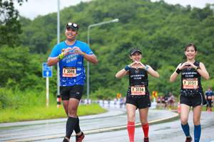 BIB: 3098, 3151, 3156
                            <button type="button" onclick="openModal(5529866)" class="btn btn-primary btn-sm float-right btn-popup" data-toggle="modal" data-target=".modal-high-quality">
                        <i class="fas fa-shopping-cart"></i> Add to Cart
                    </button>
                                            <button type="button" onclick="isThisMe(5529866, true)" class="btn btn-success btn-sm float-right btn-popup btn-isme hidden" data-toggle="tooltip" data-placement="bottom" title="นี่คือรูปของคุณใช่ไหม คลิกที่นี่เพื่อเอาเข้าอัลบั้ม">
                        <i class="fas fa-plus"></i> Add to album
                    </button>
                    <button type="button" onclick="isThisMe(5529866, false)" class="btn btn-warning btn-sm float-right btn-popup btn-isnotme hidden">
                        <i class="fas fa-ban"></i> Remove from album
                    </button>