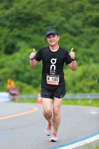 BIB: 1582
                            <button type="button" onclick="openModal(5527218)" class="btn btn-primary btn-sm float-right btn-popup" data-toggle="modal" data-target=".modal-high-quality">
                        <i class="fas fa-shopping-cart"></i> Add to Cart
                    </button>
                                            <button type="button" onclick="isThisMe(5527218, true)" class="btn btn-success btn-sm float-right btn-popup btn-isme hidden" data-toggle="tooltip" data-placement="bottom" title="นี่คือรูปของคุณใช่ไหม คลิกที่นี่เพื่อเอาเข้าอัลบั้ม">
                        <i class="fas fa-plus"></i> Add to album
                    </button>
                    <button type="button" onclick="isThisMe(5527218, false)" class="btn btn-warning btn-sm float-right btn-popup btn-isnotme hidden">
                        <i class="fas fa-ban"></i> Remove from album
                    </button>