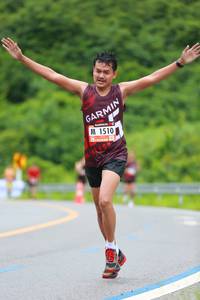 BIB: 1510
                            <button type="button" onclick="openModal(5526859)" class="btn btn-primary btn-sm float-right btn-popup" data-toggle="modal" data-target=".modal-high-quality">
                        <i class="fas fa-shopping-cart"></i> Add to Cart
                    </button>
                                            <button type="button" onclick="isThisMe(5526859, true)" class="btn btn-success btn-sm float-right btn-popup btn-isme hidden" data-toggle="tooltip" data-placement="bottom" title="นี่คือรูปของคุณใช่ไหม คลิกที่นี่เพื่อเอาเข้าอัลบั้ม">
                        <i class="fas fa-plus"></i> Add to album
                    </button>
                    <button type="button" onclick="isThisMe(5526859, false)" class="btn btn-warning btn-sm float-right btn-popup btn-isnotme hidden">
                        <i class="fas fa-ban"></i> Remove from album
                    </button>