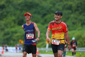 BIB: 100, 5952, 5879
                            <button type="button" onclick="openModal(5530112)" class="btn btn-primary btn-sm float-right btn-popup" data-toggle="modal" data-target=".modal-high-quality">
                        <i class="fas fa-shopping-cart"></i> Add to Cart
                    </button>
                                            <button type="button" onclick="isThisMe(5530112, true)" class="btn btn-success btn-sm float-right btn-popup btn-isme hidden" data-toggle="tooltip" data-placement="bottom" title="นี่คือรูปของคุณใช่ไหม คลิกที่นี่เพื่อเอาเข้าอัลบั้ม">
                        <i class="fas fa-plus"></i> Add to album
                    </button>
                    <button type="button" onclick="isThisMe(5530112, false)" class="btn btn-warning btn-sm float-right btn-popup btn-isnotme hidden">
                        <i class="fas fa-ban"></i> Remove from album
                    </button>