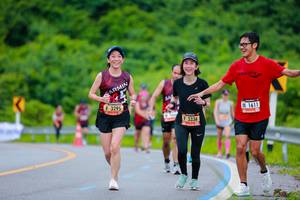 BIB: 3295, 1611, 3336
                            <button type="button" onclick="openModal(5707035)" class="btn btn-primary btn-sm float-right btn-popup" data-toggle="modal" data-target=".modal-high-quality">
                        <i class="fas fa-shopping-cart"></i> Add to Cart
                    </button>
                                            <button type="button" onclick="isThisMe(5707035, true)" class="btn btn-success btn-sm float-right btn-popup btn-isme hidden" data-toggle="tooltip" data-placement="bottom" title="นี่คือรูปของคุณใช่ไหม คลิกที่นี่เพื่อเอาเข้าอัลบั้ม">
                        <i class="fas fa-plus"></i> Add to album
                    </button>
                    <button type="button" onclick="isThisMe(5707035, false)" class="btn btn-warning btn-sm float-right btn-popup btn-isnotme hidden">
                        <i class="fas fa-ban"></i> Remove from album
                    </button>