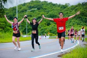 BIB: 3245, 333, 1611
                            <button type="button" onclick="openModal(5707145)" class="btn btn-primary btn-sm float-right btn-popup" data-toggle="modal" data-target=".modal-high-quality">
                        <i class="fas fa-shopping-cart"></i> Add to Cart
                    </button>
                                            <button type="button" onclick="isThisMe(5707145, true)" class="btn btn-success btn-sm float-right btn-popup btn-isme hidden" data-toggle="tooltip" data-placement="bottom" title="นี่คือรูปของคุณใช่ไหม คลิกที่นี่เพื่อเอาเข้าอัลบั้ม">
                        <i class="fas fa-plus"></i> Add to album
                    </button>
                    <button type="button" onclick="isThisMe(5707145, false)" class="btn btn-warning btn-sm float-right btn-popup btn-isnotme hidden">
                        <i class="fas fa-ban"></i> Remove from album
                    </button>