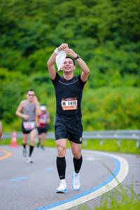 BIB: 1410
                            <button type="button" onclick="openModal(5703876)" class="btn btn-primary btn-sm float-right btn-popup" data-toggle="modal" data-target=".modal-high-quality">
                        <i class="fas fa-shopping-cart"></i> Add to Cart
                    </button>
                                            <button type="button" onclick="isThisMe(5703876, true)" class="btn btn-success btn-sm float-right btn-popup btn-isme hidden" data-toggle="tooltip" data-placement="bottom" title="นี่คือรูปของคุณใช่ไหม คลิกที่นี่เพื่อเอาเข้าอัลบั้ม">
                        <i class="fas fa-plus"></i> Add to album
                    </button>
                    <button type="button" onclick="isThisMe(5703876, false)" class="btn btn-warning btn-sm float-right btn-popup btn-isnotme hidden">
                        <i class="fas fa-ban"></i> Remove from album
                    </button>