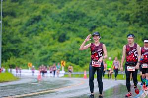 BIB: 700, 1553
                            <button type="button" onclick="openModal(5713385)" class="btn btn-primary btn-sm float-right btn-popup" data-toggle="modal" data-target=".modal-high-quality">
                        <i class="fas fa-shopping-cart"></i> Add to Cart
                    </button>
                                            <button type="button" onclick="isThisMe(5713385, true)" class="btn btn-success btn-sm float-right btn-popup btn-isme hidden" data-toggle="tooltip" data-placement="bottom" title="นี่คือรูปของคุณใช่ไหม คลิกที่นี่เพื่อเอาเข้าอัลบั้ม">
                        <i class="fas fa-plus"></i> Add to album
                    </button>
                    <button type="button" onclick="isThisMe(5713385, false)" class="btn btn-warning btn-sm float-right btn-popup btn-isnotme hidden">
                        <i class="fas fa-ban"></i> Remove from album
                    </button>