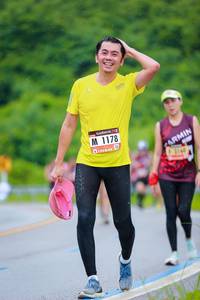 BIB: 1178
                            <button type="button" onclick="openModal(5709239)" class="btn btn-primary btn-sm float-right btn-popup" data-toggle="modal" data-target=".modal-high-quality">
                        <i class="fas fa-shopping-cart"></i> Add to Cart
                    </button>
                                            <button type="button" onclick="isThisMe(5709239, true)" class="btn btn-success btn-sm float-right btn-popup btn-isme hidden" data-toggle="tooltip" data-placement="bottom" title="นี่คือรูปของคุณใช่ไหม คลิกที่นี่เพื่อเอาเข้าอัลบั้ม">
                        <i class="fas fa-plus"></i> Add to album
                    </button>
                    <button type="button" onclick="isThisMe(5709239, false)" class="btn btn-warning btn-sm float-right btn-popup btn-isnotme hidden">
                        <i class="fas fa-ban"></i> Remove from album
                    </button>