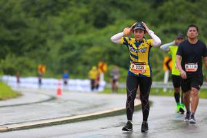 BIB: 1136, 3235
                            <button type="button" onclick="openModal(5530167)" class="btn btn-primary btn-sm float-right btn-popup" data-toggle="modal" data-target=".modal-high-quality">
                        <i class="fas fa-shopping-cart"></i> Add to Cart
                    </button>
                                            <button type="button" onclick="isThisMe(5530167, true)" class="btn btn-success btn-sm float-right btn-popup btn-isme hidden" data-toggle="tooltip" data-placement="bottom" title="นี่คือรูปของคุณใช่ไหม คลิกที่นี่เพื่อเอาเข้าอัลบั้ม">
                        <i class="fas fa-plus"></i> Add to album
                    </button>
                    <button type="button" onclick="isThisMe(5530167, false)" class="btn btn-warning btn-sm float-right btn-popup btn-isnotme hidden">
                        <i class="fas fa-ban"></i> Remove from album
                    </button>