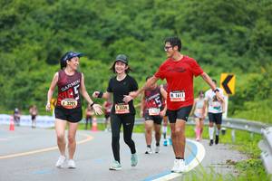 BIB: 3295, 1611, 3336, 047
                            <button type="button" onclick="openModal(5527738)" class="btn btn-primary btn-sm float-right btn-popup" data-toggle="modal" data-target=".modal-high-quality">
                        <i class="fas fa-shopping-cart"></i> Add to Cart
                    </button>
                                            <button type="button" onclick="isThisMe(5527738, true)" class="btn btn-success btn-sm float-right btn-popup btn-isme hidden" data-toggle="tooltip" data-placement="bottom" title="นี่คือรูปของคุณใช่ไหม คลิกที่นี่เพื่อเอาเข้าอัลบั้ม">
                        <i class="fas fa-plus"></i> Add to album
                    </button>
                    <button type="button" onclick="isThisMe(5527738, false)" class="btn btn-warning btn-sm float-right btn-popup btn-isnotme hidden">
                        <i class="fas fa-ban"></i> Remove from album
                    </button>