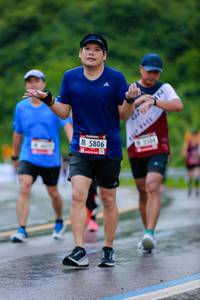 BIB: 5806, 5504
                            <button type="button" onclick="openModal(5724300)" class="btn btn-primary btn-sm float-right btn-popup" data-toggle="modal" data-target=".modal-high-quality">
                        <i class="fas fa-shopping-cart"></i> Add to Cart
                    </button>
                                            <button type="button" onclick="isThisMe(5724300, true)" class="btn btn-success btn-sm float-right btn-popup btn-isme hidden" data-toggle="tooltip" data-placement="bottom" title="นี่คือรูปของคุณใช่ไหม คลิกที่นี่เพื่อเอาเข้าอัลบั้ม">
                        <i class="fas fa-plus"></i> Add to album
                    </button>
                    <button type="button" onclick="isThisMe(5724300, false)" class="btn btn-warning btn-sm float-right btn-popup btn-isnotme hidden">
                        <i class="fas fa-ban"></i> Remove from album
                    </button>