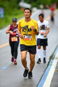 BIB: 1382
                            <button type="button" onclick="openModal(5546280)" class="btn btn-primary btn-sm float-right btn-popup" data-toggle="modal" data-target=".modal-high-quality">
                        <i class="fas fa-shopping-cart"></i> Add to Cart
                    </button>
                                            <button type="button" onclick="isThisMe(5546280, true)" class="btn btn-success btn-sm float-right btn-popup btn-isme hidden" data-toggle="tooltip" data-placement="bottom" title="นี่คือรูปของคุณใช่ไหม คลิกที่นี่เพื่อเอาเข้าอัลบั้ม">
                        <i class="fas fa-plus"></i> Add to album
                    </button>
                    <button type="button" onclick="isThisMe(5546280, false)" class="btn btn-warning btn-sm float-right btn-popup btn-isnotme hidden">
                        <i class="fas fa-ban"></i> Remove from album
                    </button>