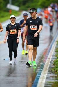 BIB: 1312, 3181
                            <button type="button" onclick="openModal(5556179)" class="btn btn-primary btn-sm float-right btn-popup" data-toggle="modal" data-target=".modal-high-quality">
                        <i class="fas fa-shopping-cart"></i> Add to Cart
                    </button>
                                            <button type="button" onclick="isThisMe(5556179, true)" class="btn btn-success btn-sm float-right btn-popup btn-isme hidden" data-toggle="tooltip" data-placement="bottom" title="นี่คือรูปของคุณใช่ไหม คลิกที่นี่เพื่อเอาเข้าอัลบั้ม">
                        <i class="fas fa-plus"></i> Add to album
                    </button>
                    <button type="button" onclick="isThisMe(5556179, false)" class="btn btn-warning btn-sm float-right btn-popup btn-isnotme hidden">
                        <i class="fas fa-ban"></i> Remove from album
                    </button>