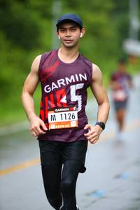 BIB: 1126
                            <button type="button" onclick="openModal(5553339)" class="btn btn-primary btn-sm float-right btn-popup" data-toggle="modal" data-target=".modal-high-quality">
                        <i class="fas fa-shopping-cart"></i> Add to Cart
                    </button>
                                            <button type="button" onclick="isThisMe(5553339, true)" class="btn btn-success btn-sm float-right btn-popup btn-isme hidden" data-toggle="tooltip" data-placement="bottom" title="นี่คือรูปของคุณใช่ไหม คลิกที่นี่เพื่อเอาเข้าอัลบั้ม">
                        <i class="fas fa-plus"></i> Add to album
                    </button>
                    <button type="button" onclick="isThisMe(5553339, false)" class="btn btn-warning btn-sm float-right btn-popup btn-isnotme hidden">
                        <i class="fas fa-ban"></i> Remove from album
                    </button>