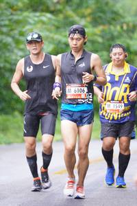 BIB: 6106, 1549
                            <button type="button" onclick="openModal(5699524)" class="btn btn-primary btn-sm float-right btn-popup" data-toggle="modal" data-target=".modal-high-quality">
                        <i class="fas fa-shopping-cart"></i> Add to Cart
                    </button>
                                            <button type="button" onclick="isThisMe(5699524, true)" class="btn btn-success btn-sm float-right btn-popup btn-isme hidden" data-toggle="tooltip" data-placement="bottom" title="นี่คือรูปของคุณใช่ไหม คลิกที่นี่เพื่อเอาเข้าอัลบั้ม">
                        <i class="fas fa-plus"></i> Add to album
                    </button>
                    <button type="button" onclick="isThisMe(5699524, false)" class="btn btn-warning btn-sm float-right btn-popup btn-isnotme hidden">
                        <i class="fas fa-ban"></i> Remove from album
                    </button>