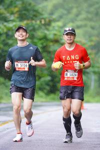 BIB: 5156, 5024
                            <button type="button" onclick="openModal(5739491)" class="btn btn-primary btn-sm float-right btn-popup" data-toggle="modal" data-target=".modal-high-quality">
                        <i class="fas fa-shopping-cart"></i> Add to Cart
                    </button>
                                            <button type="button" onclick="isThisMe(5739491, true)" class="btn btn-success btn-sm float-right btn-popup btn-isme hidden" data-toggle="tooltip" data-placement="bottom" title="นี่คือรูปของคุณใช่ไหม คลิกที่นี่เพื่อเอาเข้าอัลบั้ม">
                        <i class="fas fa-plus"></i> Add to album
                    </button>
                    <button type="button" onclick="isThisMe(5739491, false)" class="btn btn-warning btn-sm float-right btn-popup btn-isnotme hidden">
                        <i class="fas fa-ban"></i> Remove from album
                    </button>