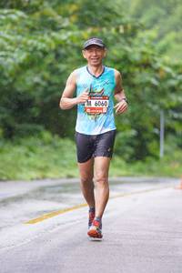 BIB: 6060
                            <button type="button" onclick="openModal(5736521)" class="btn btn-primary btn-sm float-right btn-popup" data-toggle="modal" data-target=".modal-high-quality">
                        <i class="fas fa-shopping-cart"></i> Add to Cart
                    </button>
                                            <button type="button" onclick="isThisMe(5736521, true)" class="btn btn-success btn-sm float-right btn-popup btn-isme hidden" data-toggle="tooltip" data-placement="bottom" title="นี่คือรูปของคุณใช่ไหม คลิกที่นี่เพื่อเอาเข้าอัลบั้ม">
                        <i class="fas fa-plus"></i> Add to album
                    </button>
                    <button type="button" onclick="isThisMe(5736521, false)" class="btn btn-warning btn-sm float-right btn-popup btn-isnotme hidden">
                        <i class="fas fa-ban"></i> Remove from album
                    </button>