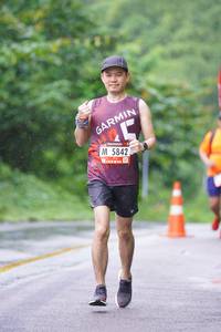 BIB: 5842
                            <button type="button" onclick="openModal(5737548)" class="btn btn-primary btn-sm float-right btn-popup" data-toggle="modal" data-target=".modal-high-quality">
                        <i class="fas fa-shopping-cart"></i> Add to Cart
                    </button>
                                            <button type="button" onclick="isThisMe(5737548, true)" class="btn btn-success btn-sm float-right btn-popup btn-isme hidden" data-toggle="tooltip" data-placement="bottom" title="นี่คือรูปของคุณใช่ไหม คลิกที่นี่เพื่อเอาเข้าอัลบั้ม">
                        <i class="fas fa-plus"></i> Add to album
                    </button>
                    <button type="button" onclick="isThisMe(5737548, false)" class="btn btn-warning btn-sm float-right btn-popup btn-isnotme hidden">
                        <i class="fas fa-ban"></i> Remove from album
                    </button>