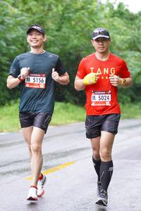 BIB: 5156, 5024
                            <button type="button" onclick="openModal(5739577)" class="btn btn-primary btn-sm float-right btn-popup" data-toggle="modal" data-target=".modal-high-quality">
                        <i class="fas fa-shopping-cart"></i> Add to Cart
                    </button>
                                            <button type="button" onclick="isThisMe(5739577, true)" class="btn btn-success btn-sm float-right btn-popup btn-isme hidden" data-toggle="tooltip" data-placement="bottom" title="นี่คือรูปของคุณใช่ไหม คลิกที่นี่เพื่อเอาเข้าอัลบั้ม">
                        <i class="fas fa-plus"></i> Add to album
                    </button>
                    <button type="button" onclick="isThisMe(5739577, false)" class="btn btn-warning btn-sm float-right btn-popup btn-isnotme hidden">
                        <i class="fas fa-ban"></i> Remove from album
                    </button>