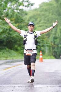 BIB: 5250
                            <button type="button" onclick="openModal(5737882)" class="btn btn-primary btn-sm float-right btn-popup" data-toggle="modal" data-target=".modal-high-quality">
                        <i class="fas fa-shopping-cart"></i> Add to Cart
                    </button>
                                            <button type="button" onclick="isThisMe(5737882, true)" class="btn btn-success btn-sm float-right btn-popup btn-isme hidden" data-toggle="tooltip" data-placement="bottom" title="นี่คือรูปของคุณใช่ไหม คลิกที่นี่เพื่อเอาเข้าอัลบั้ม">
                        <i class="fas fa-plus"></i> Add to album
                    </button>
                    <button type="button" onclick="isThisMe(5737882, false)" class="btn btn-warning btn-sm float-right btn-popup btn-isnotme hidden">
                        <i class="fas fa-ban"></i> Remove from album
                    </button>