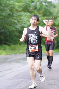 BIB: 5061
                            <button type="button" onclick="openModal(5715875)" class="btn btn-primary btn-sm float-right btn-popup" data-toggle="modal" data-target=".modal-high-quality">
                        <i class="fas fa-shopping-cart"></i> Add to Cart
                    </button>
                                            <button type="button" onclick="isThisMe(5715875, true)" class="btn btn-success btn-sm float-right btn-popup btn-isme hidden" data-toggle="tooltip" data-placement="bottom" title="นี่คือรูปของคุณใช่ไหม คลิกที่นี่เพื่อเอาเข้าอัลบั้ม">
                        <i class="fas fa-plus"></i> Add to album
                    </button>
                    <button type="button" onclick="isThisMe(5715875, false)" class="btn btn-warning btn-sm float-right btn-popup btn-isnotme hidden">
                        <i class="fas fa-ban"></i> Remove from album
                    </button>