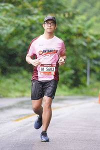 BIB: 5603
                            <button type="button" onclick="openModal(5736691)" class="btn btn-primary btn-sm float-right btn-popup" data-toggle="modal" data-target=".modal-high-quality">
                        <i class="fas fa-shopping-cart"></i> Add to Cart
                    </button>
                                            <button type="button" onclick="isThisMe(5736691, true)" class="btn btn-success btn-sm float-right btn-popup btn-isme hidden" data-toggle="tooltip" data-placement="bottom" title="นี่คือรูปของคุณใช่ไหม คลิกที่นี่เพื่อเอาเข้าอัลบั้ม">
                        <i class="fas fa-plus"></i> Add to album
                    </button>
                    <button type="button" onclick="isThisMe(5736691, false)" class="btn btn-warning btn-sm float-right btn-popup btn-isnotme hidden">
                        <i class="fas fa-ban"></i> Remove from album
                    </button>