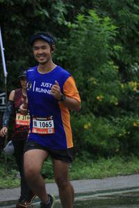 BIB: 319, 1065
                            <button type="button" onclick="openModal(5750623)" class="btn btn-primary btn-sm float-right btn-popup" data-toggle="modal" data-target=".modal-high-quality">
                        <i class="fas fa-shopping-cart"></i> Add to Cart
                    </button>
                                            <button type="button" onclick="isThisMe(5750623, true)" class="btn btn-success btn-sm float-right btn-popup btn-isme hidden" data-toggle="tooltip" data-placement="bottom" title="นี่คือรูปของคุณใช่ไหม คลิกที่นี่เพื่อเอาเข้าอัลบั้ม">
                        <i class="fas fa-plus"></i> Add to album
                    </button>
                    <button type="button" onclick="isThisMe(5750623, false)" class="btn btn-warning btn-sm float-right btn-popup btn-isnotme hidden">
                        <i class="fas fa-ban"></i> Remove from album
                    </button>