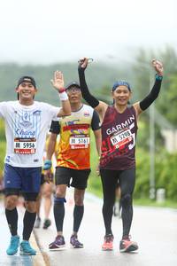 BIB: 5298, 5956, 5161
                            <button type="button" onclick="openModal(5547545)" class="btn btn-primary btn-sm float-right btn-popup" data-toggle="modal" data-target=".modal-high-quality">
                        <i class="fas fa-shopping-cart"></i> Add to Cart
                    </button>
                                            <button type="button" onclick="isThisMe(5547545, true)" class="btn btn-success btn-sm float-right btn-popup btn-isme hidden" data-toggle="tooltip" data-placement="bottom" title="นี่คือรูปของคุณใช่ไหม คลิกที่นี่เพื่อเอาเข้าอัลบั้ม">
                        <i class="fas fa-plus"></i> Add to album
                    </button>
                    <button type="button" onclick="isThisMe(5547545, false)" class="btn btn-warning btn-sm float-right btn-popup btn-isnotme hidden">
                        <i class="fas fa-ban"></i> Remove from album
                    </button>